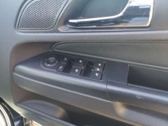 Door_controls.jpg